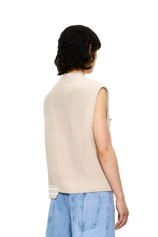 OLAKALA Cc Knit Vest Beige Store